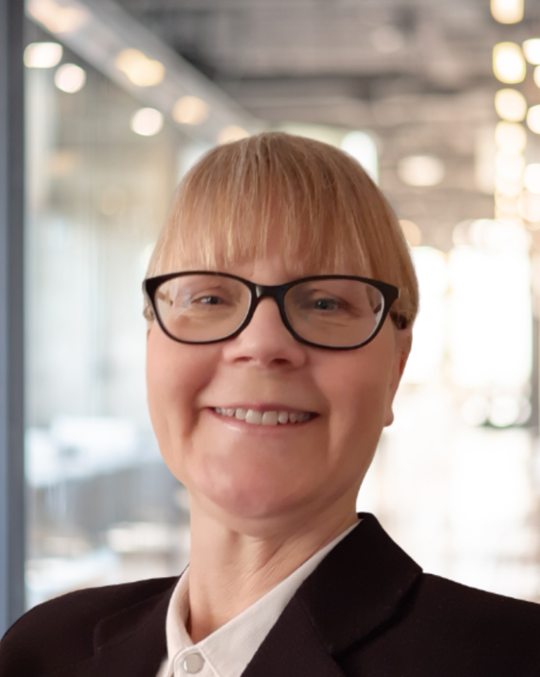 Zoe Cohen Jacqueline b